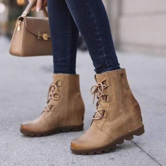 Sorel Women's Joan of Arctic Wedge II Boots